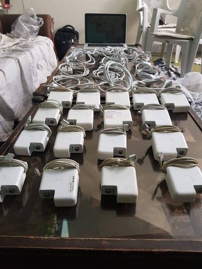 Macbook pro & air 45,64,85 watt genuine available in bulk!