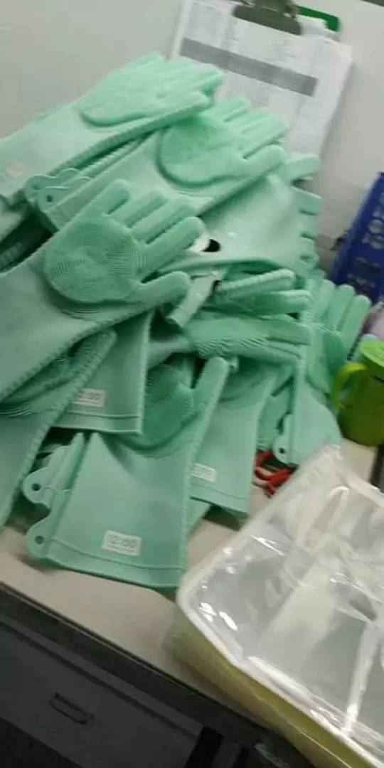 Magic Silicone Dish Washing Gloves (Bulk price) 4