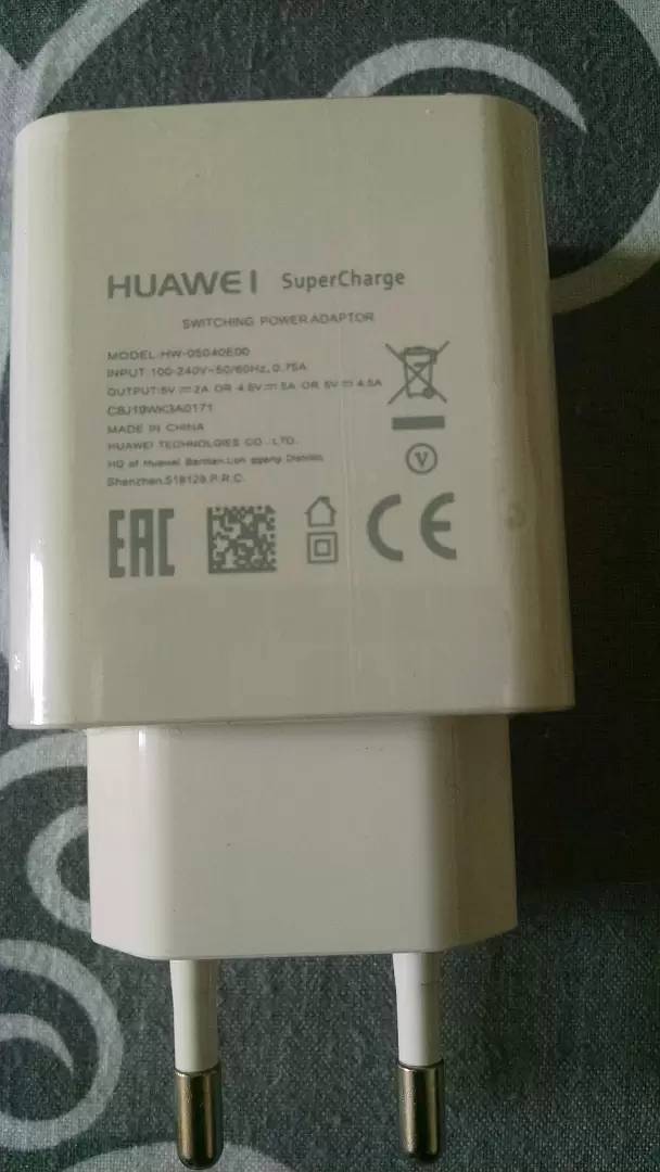 Original Huawei Super Fast Charger 23W 3