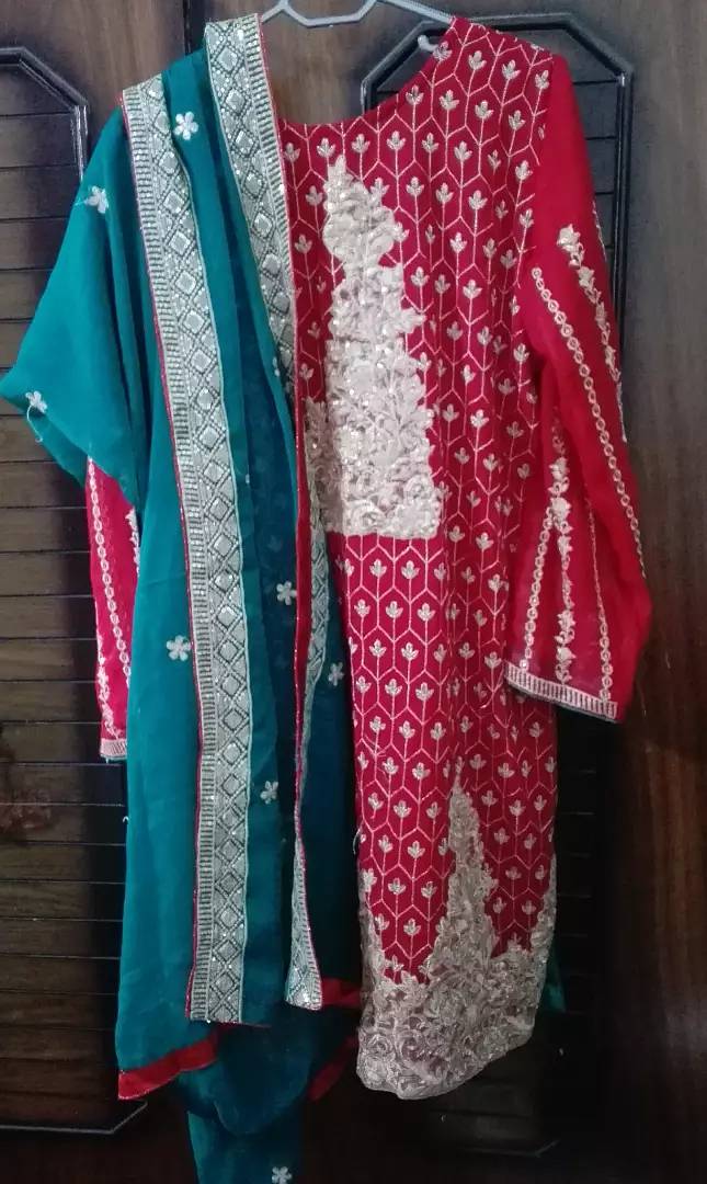 Three piece Fancy sout behtreen stitched 40 chest shirt 42 trouser 40 4