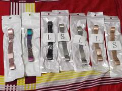 Fitbit megnatic watch straps (Colour ki Garanty hay)