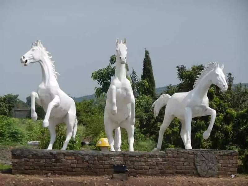 Horse Statue model 1