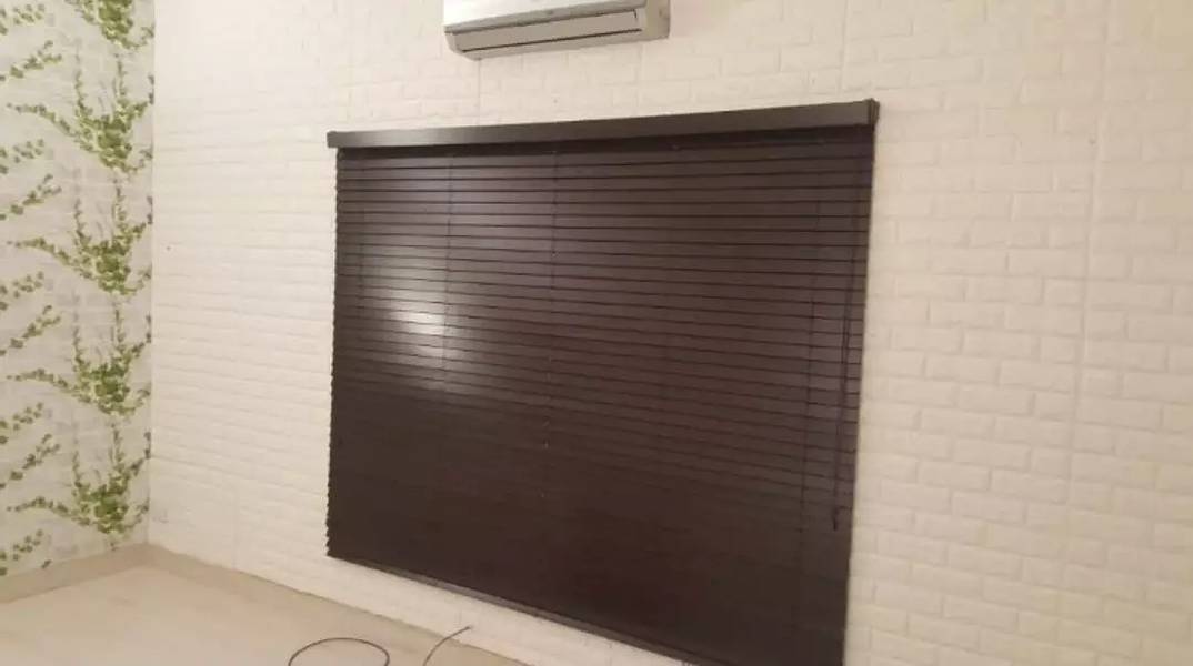 False Ceiling Curtains window Blinds wallpaper wooden flooring PVC 1