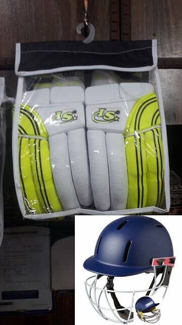 custom quality cricket batting gloves Lightweight cheap rates batting 2