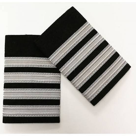 Epaulets white 4 bars, aviation uniform shoulder 0