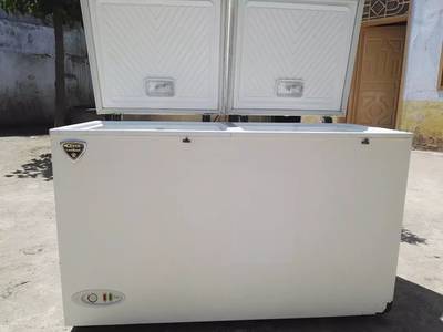 Wawes freezar in best conditions. . .