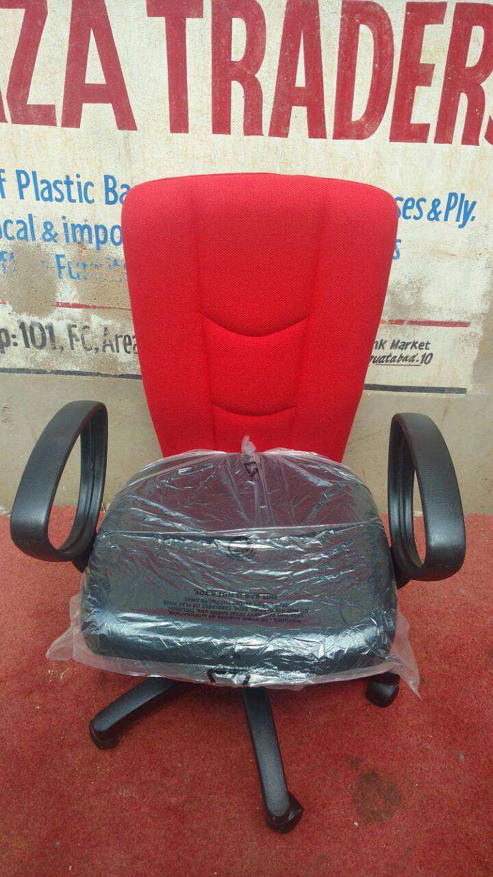 New Style Revolving Computer Chair In Karachi 3