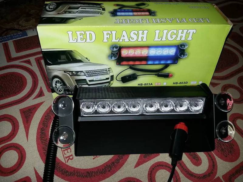 P0lice flash n siren,emergency Ambulance light n hooter very loud Mic 4