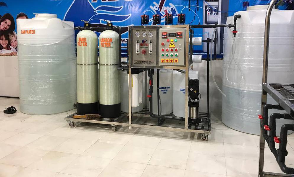 Mineral water complete plant. Reverse osmosis plant. RO plant 2