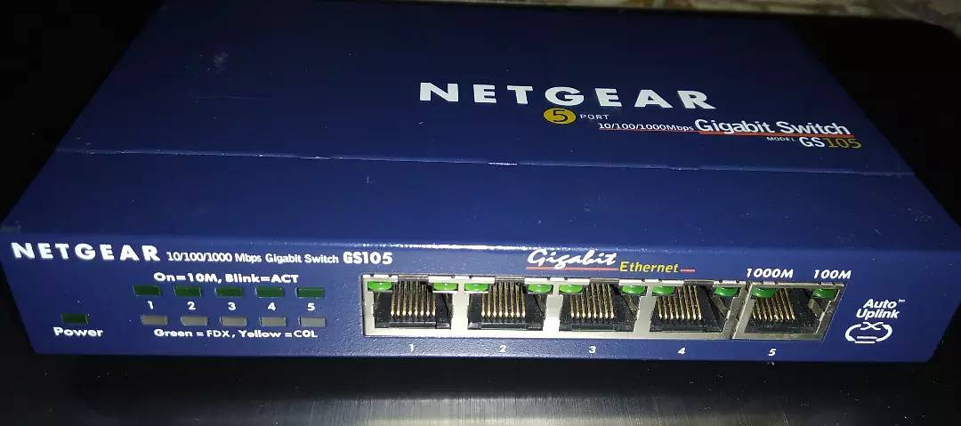 Netgear Gigabit Ethernet Switch GS105 0