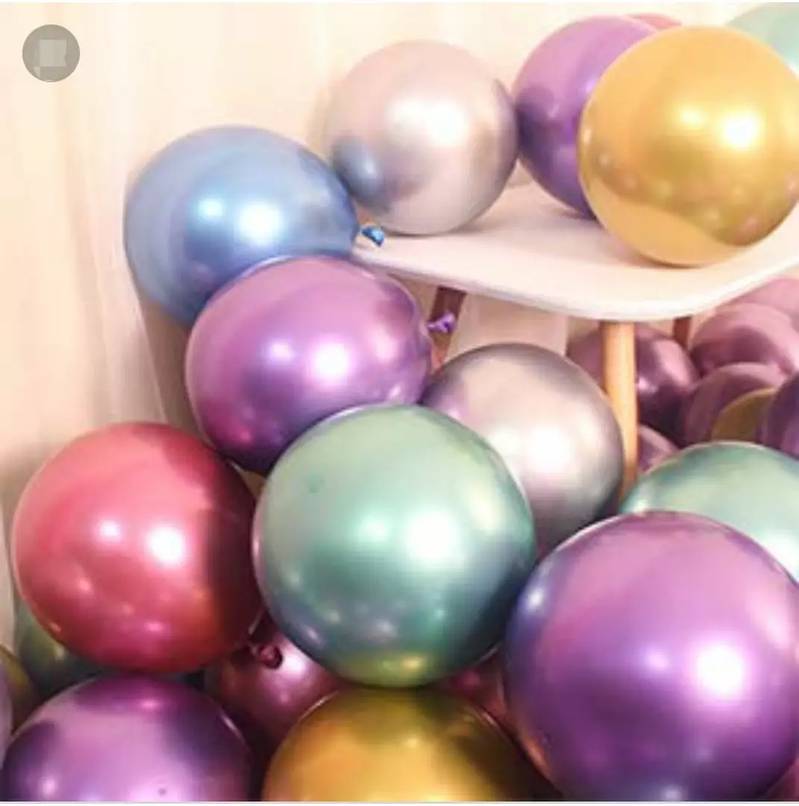 50 colourful metalic balloons 2