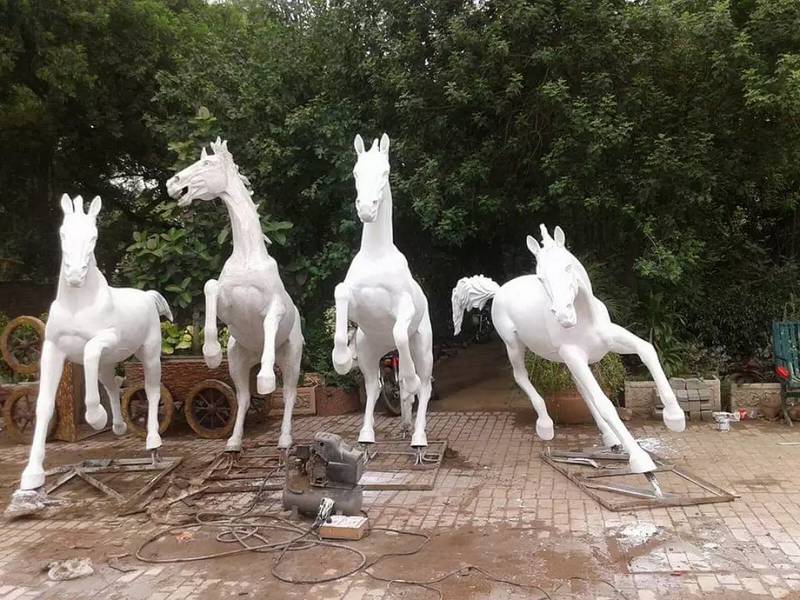 Horse Statue , Sculpture 1