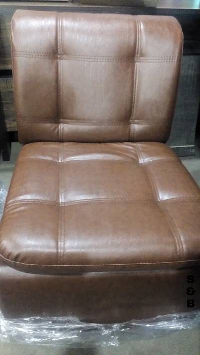 Single store sofa olx