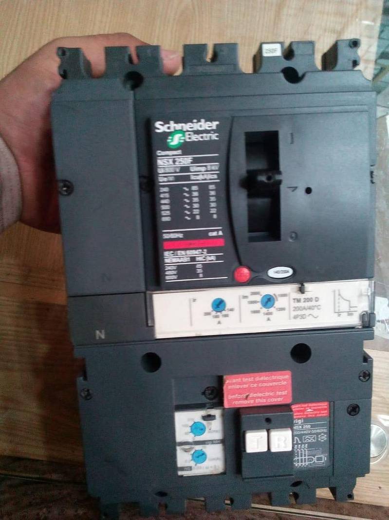 All types of MCCB Circuit Breakers) with warranty 3