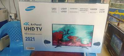 4K UHD LED TV 42 INCH BOX PACK SAMSUNG 2 YEARS WARRANTY CARD 0