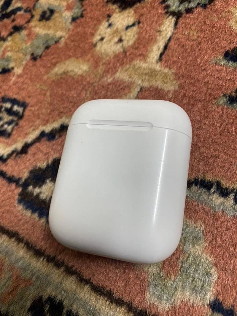 Orginal Apple Airpods 2