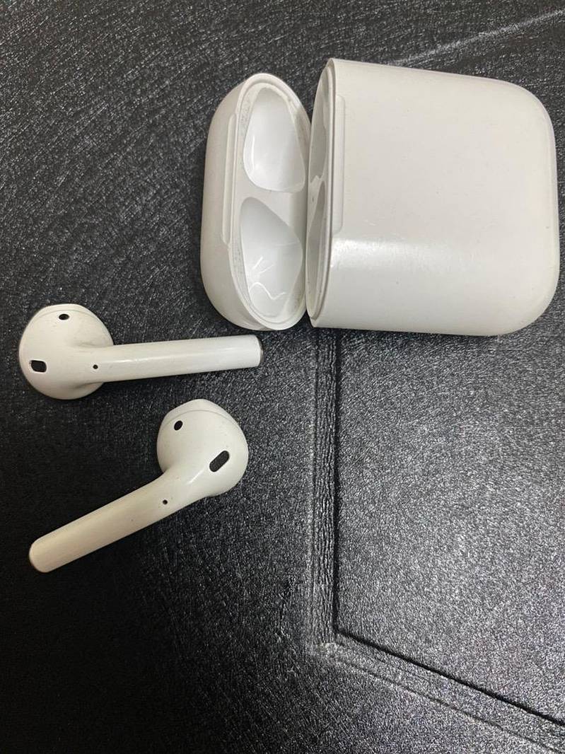 Orginal Apple Airpods 3