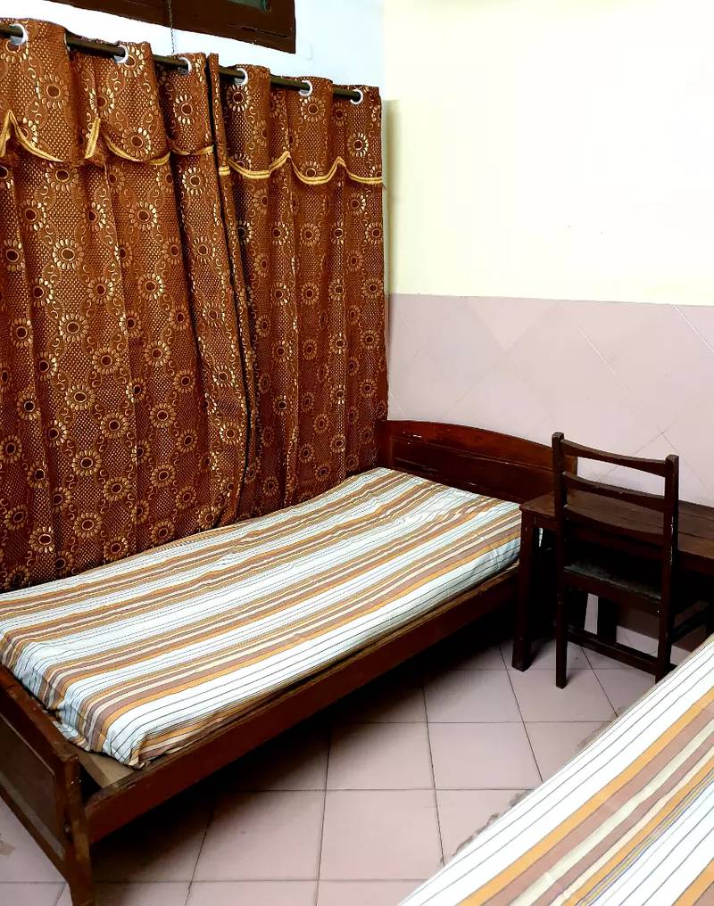 Syed Hostel (For Boys) Separate / Independent Rooms 9