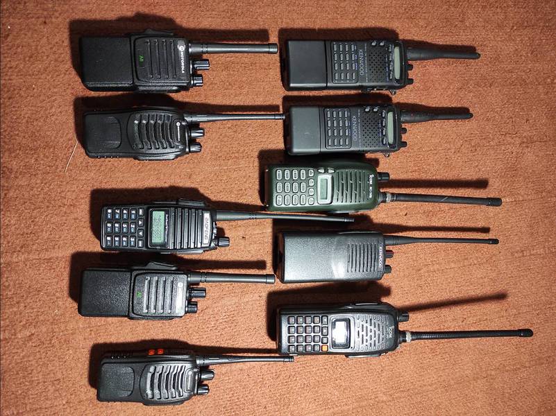 whole sale price walkie talkie all models are available 1