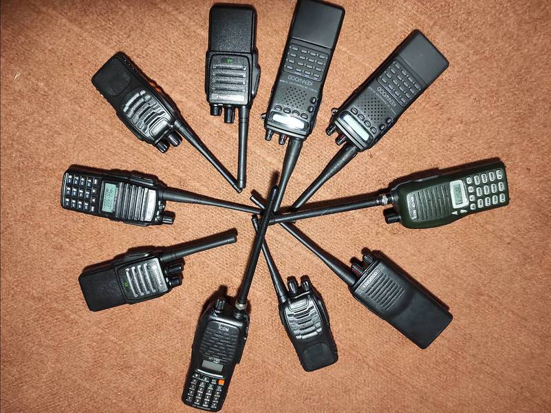 whole sale price walkie talkie all models are available 2