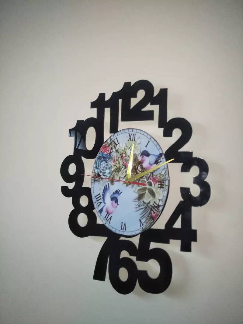 Wall clock customize with ur own photos dail 6
