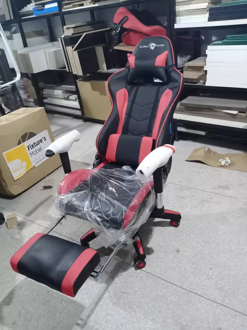 Imported Gaming Chair Global Razer with Footrest, Gaming Chair 3