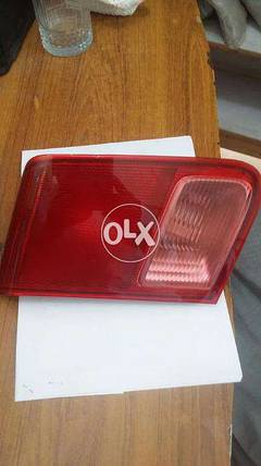 honda civic 2001-02  trunk lid small light red(1 ps price)