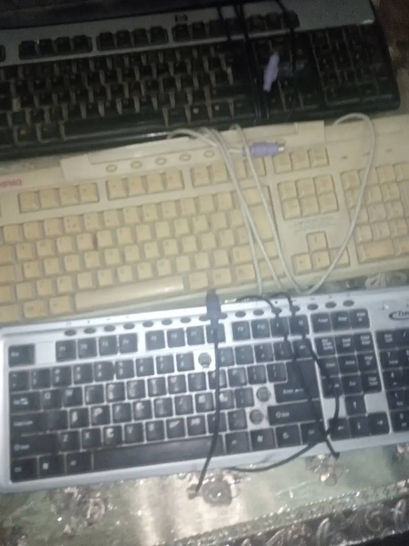 Keyboards for urgent sale 2