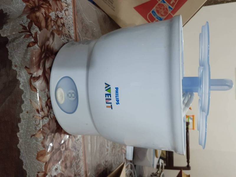 Digital Feeder Sterilizer by  Avant (USED) 8