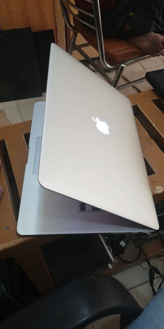 MacBook Pro 15" & 16" 2014 2015 2017 2018 2019 Used Stock Available 4