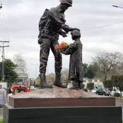 Soldier Statue and Sculpture
