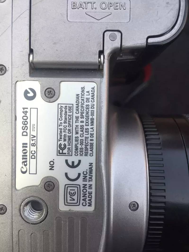 Cannon DSLR camera modal 350D 3