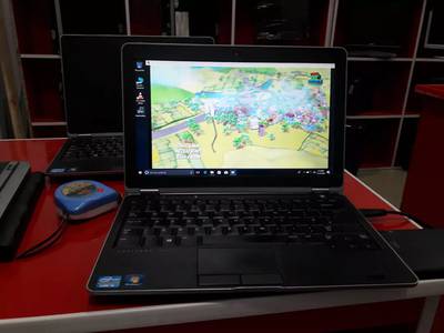 1 3 Latitude E6230