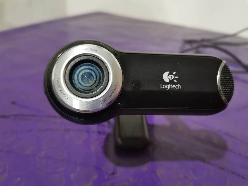 Logitech Pro 9000 PC/Laptop Carl Zeiss Lens Optics Camera Came Abroad 4