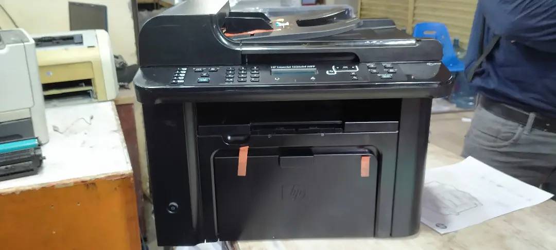 Hp LaserJet MFP 1536 0