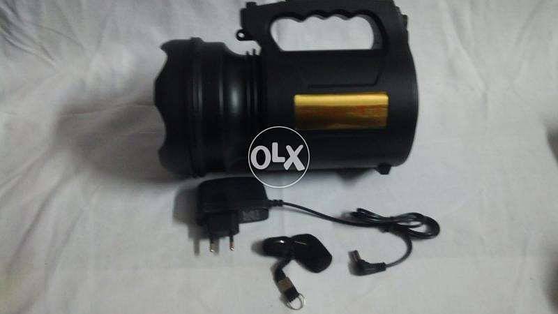 Td6000 a digital rechargeable searchlightht 2