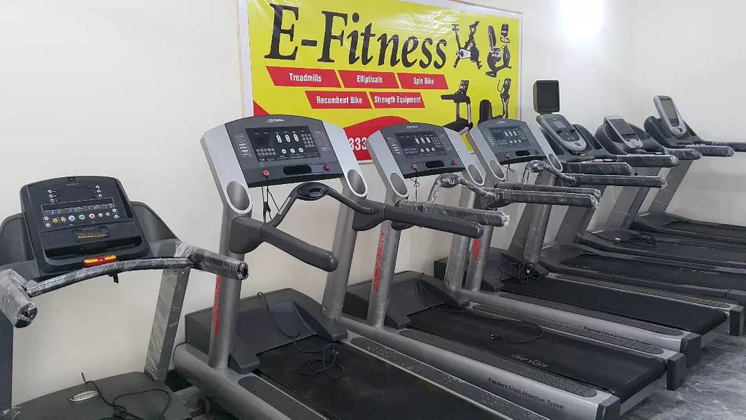 (krClf) Life Fitness Treadmills & Ellipticals 6
