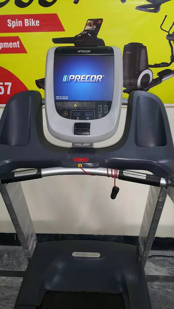 (krClf) Life Fitness Treadmills & Ellipticals 8