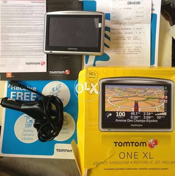 TomTom GPS Navigator - XL One 1