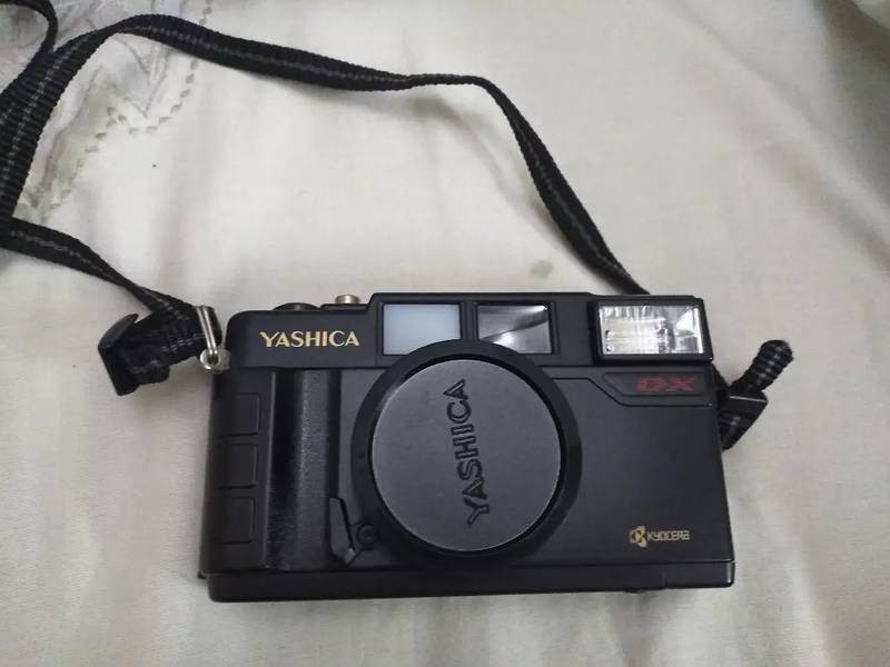Yashica Camera 9