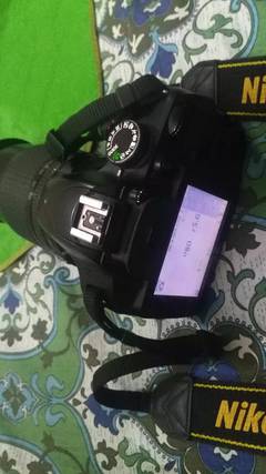 Nikon DSLR camera modal D3200 with total assessors