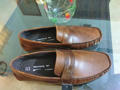 Red Tape CRANFIELD Mens Leather Driving Shoes Tan, came from UK