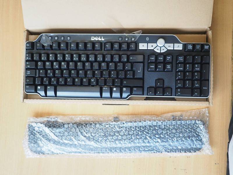 Dell Bluetooth Multimedia Keyboard 6