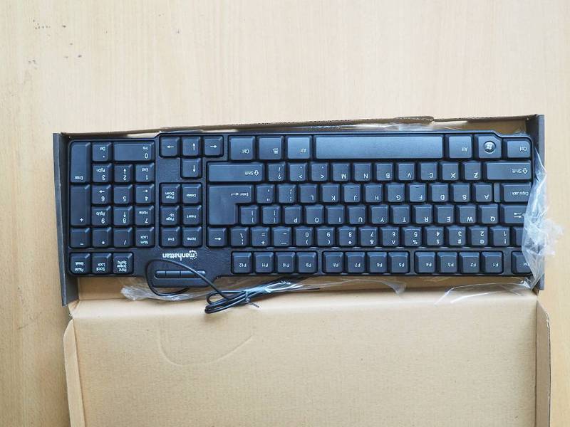 Dell Bluetooth Multimedia Keyboard 1