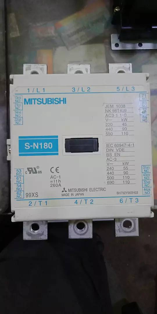 All types and all ampers contactor r available 5