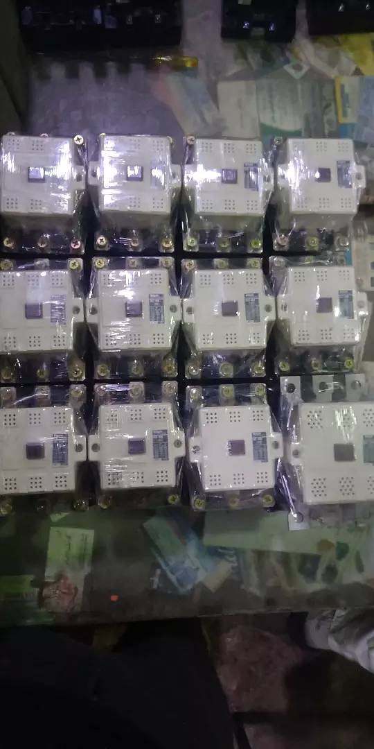 All types and all ampers contactor r available 7