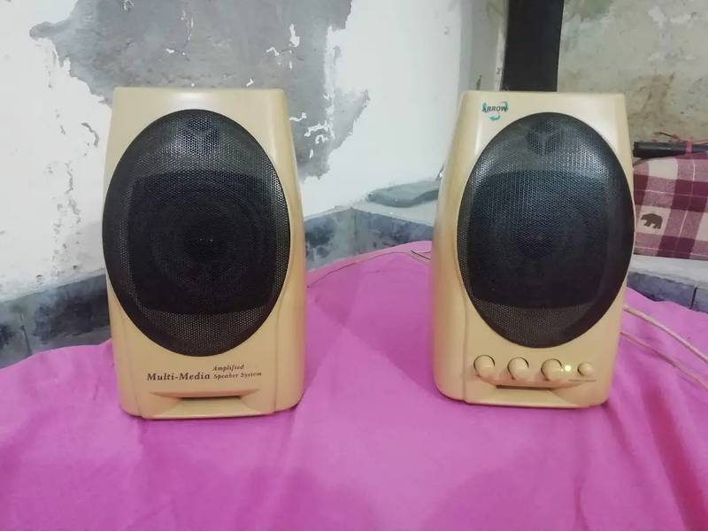 Computer speakers good sound 0