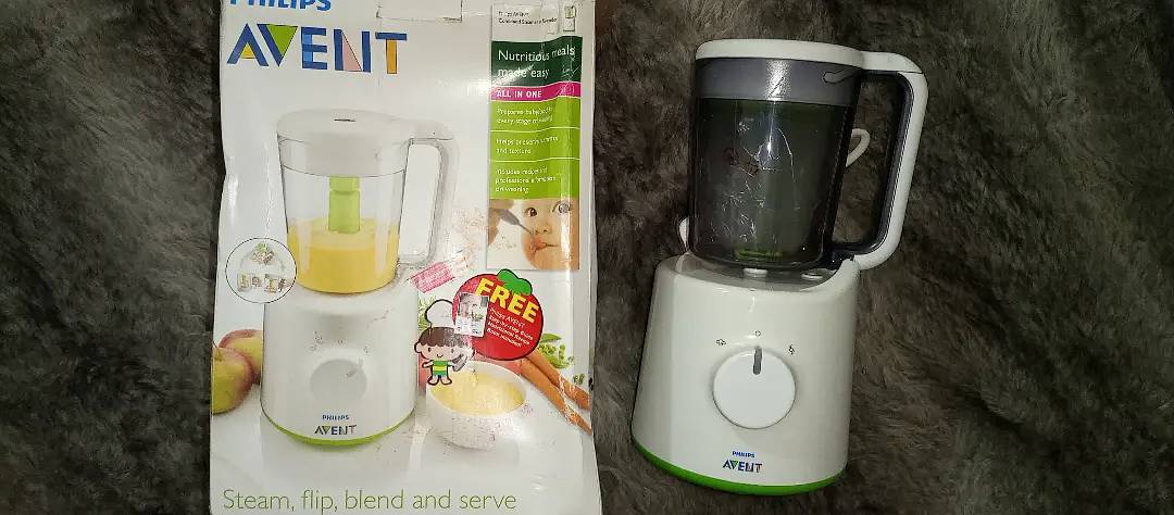 Philps Avent Blender & Steamer 8