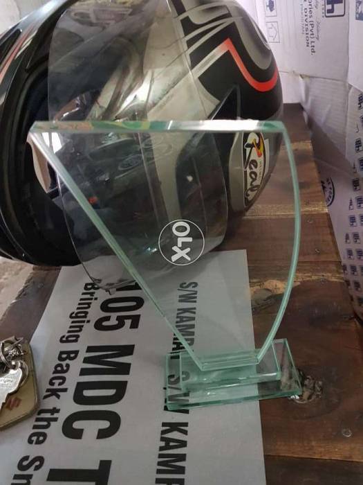 Award Trophy Shield Glass Shields for appreciation Trophy for sale 6