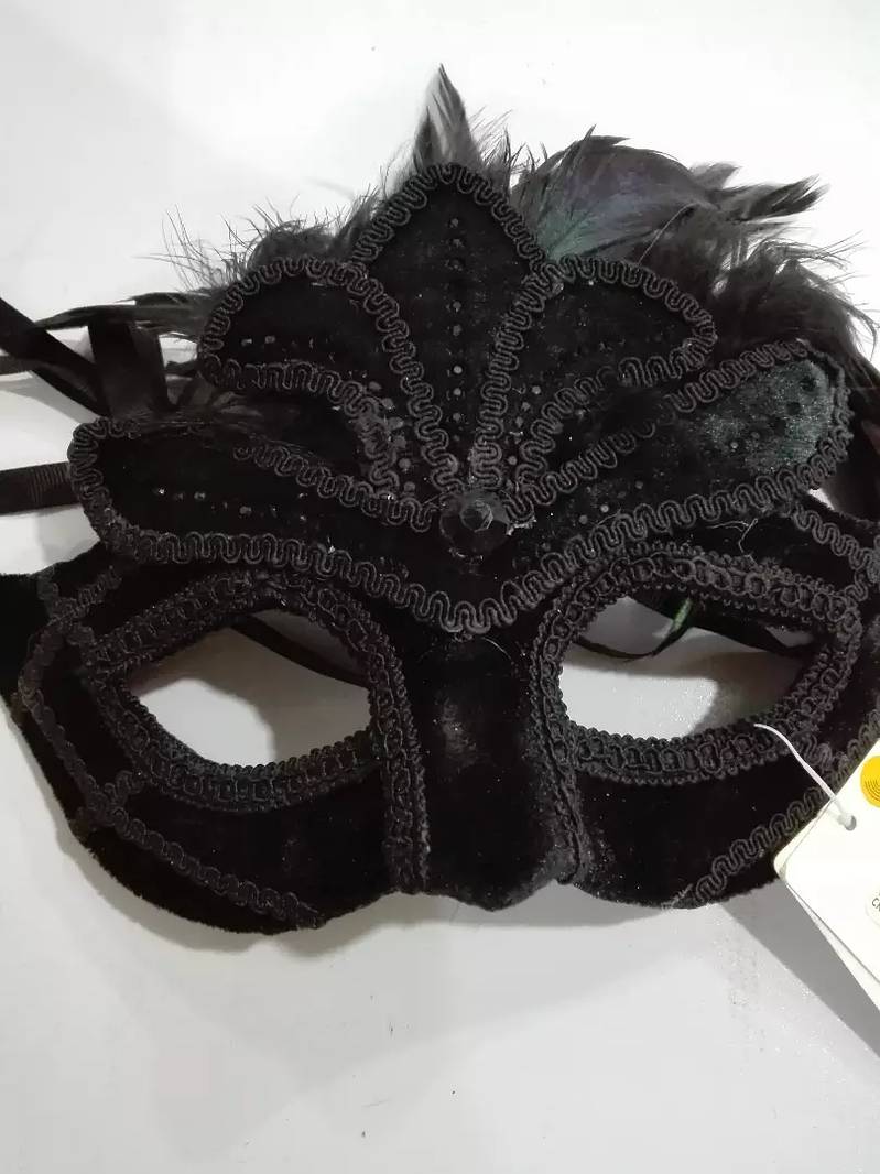 MASQUERADE 9